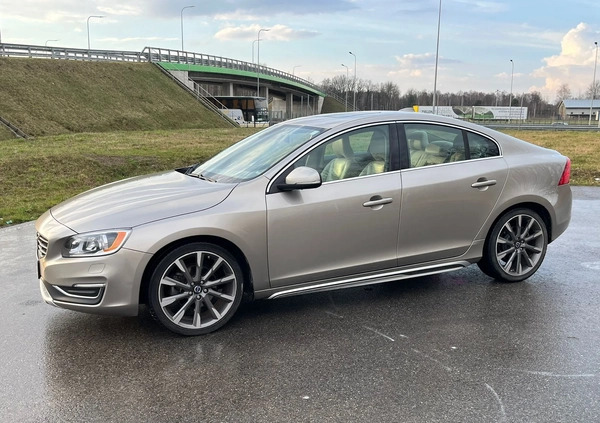 Volvo S60 cena 53900 przebieg: 142000, rok produkcji 2014 z Warszawa małe 67